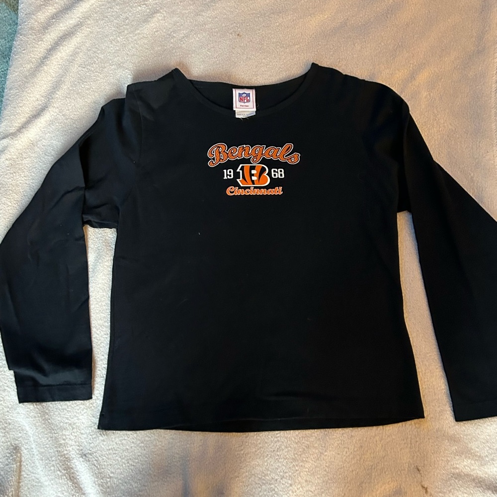 NFL Women’s Bengals T-Shirt, Medium,
